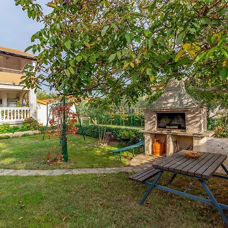 Gorgeous In With Kitchen Appartement *